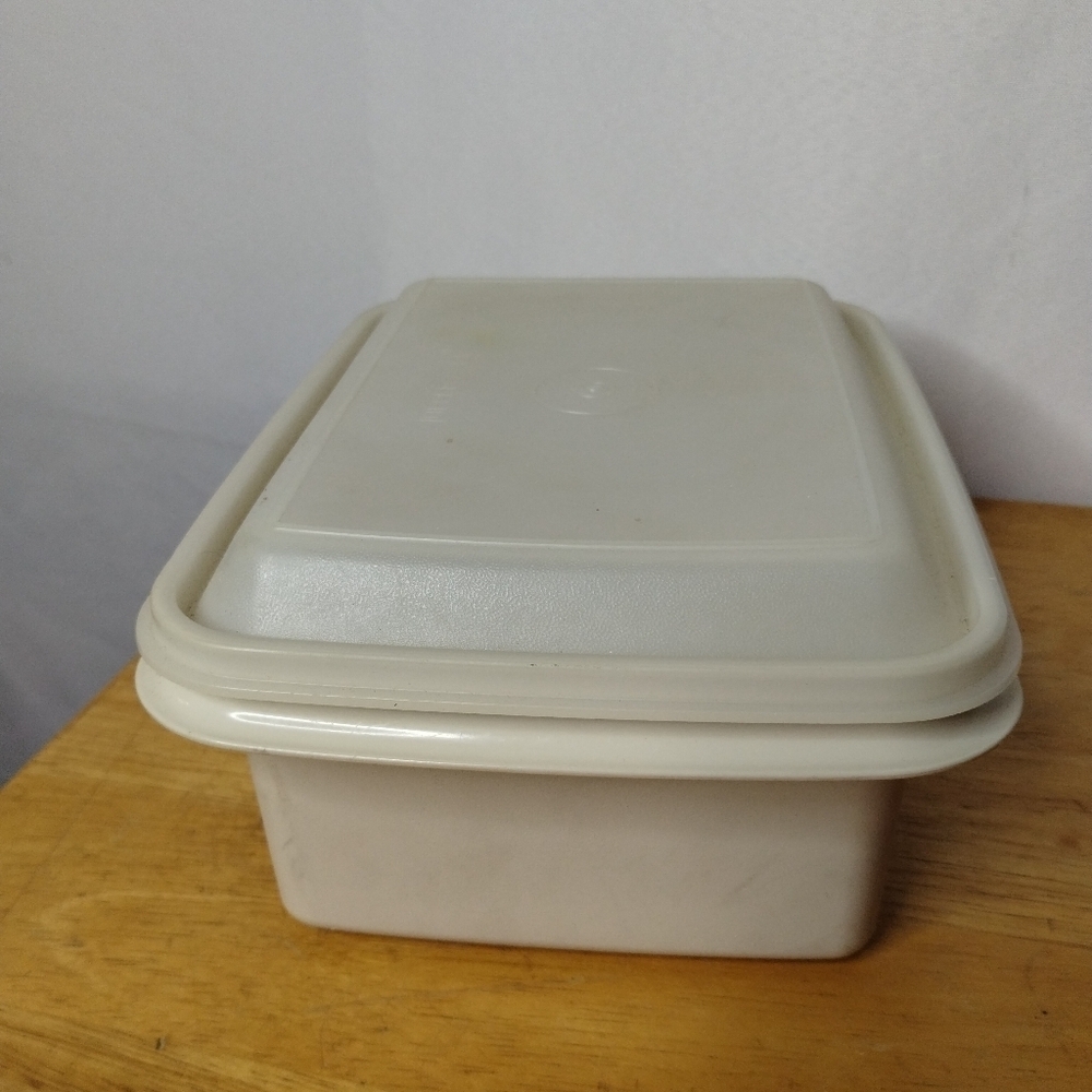 Vintage Tupperware freeze and save ice cream keeper - Picture 3 of 8